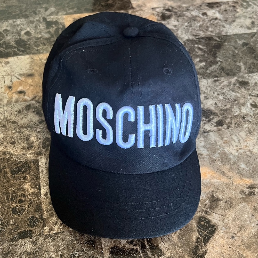 Toddler Moschino hat.